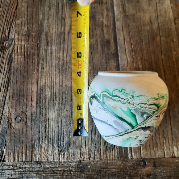 Vintage Nemadji Pottery Swirl Vase, 4" T - Picture 7 of 8